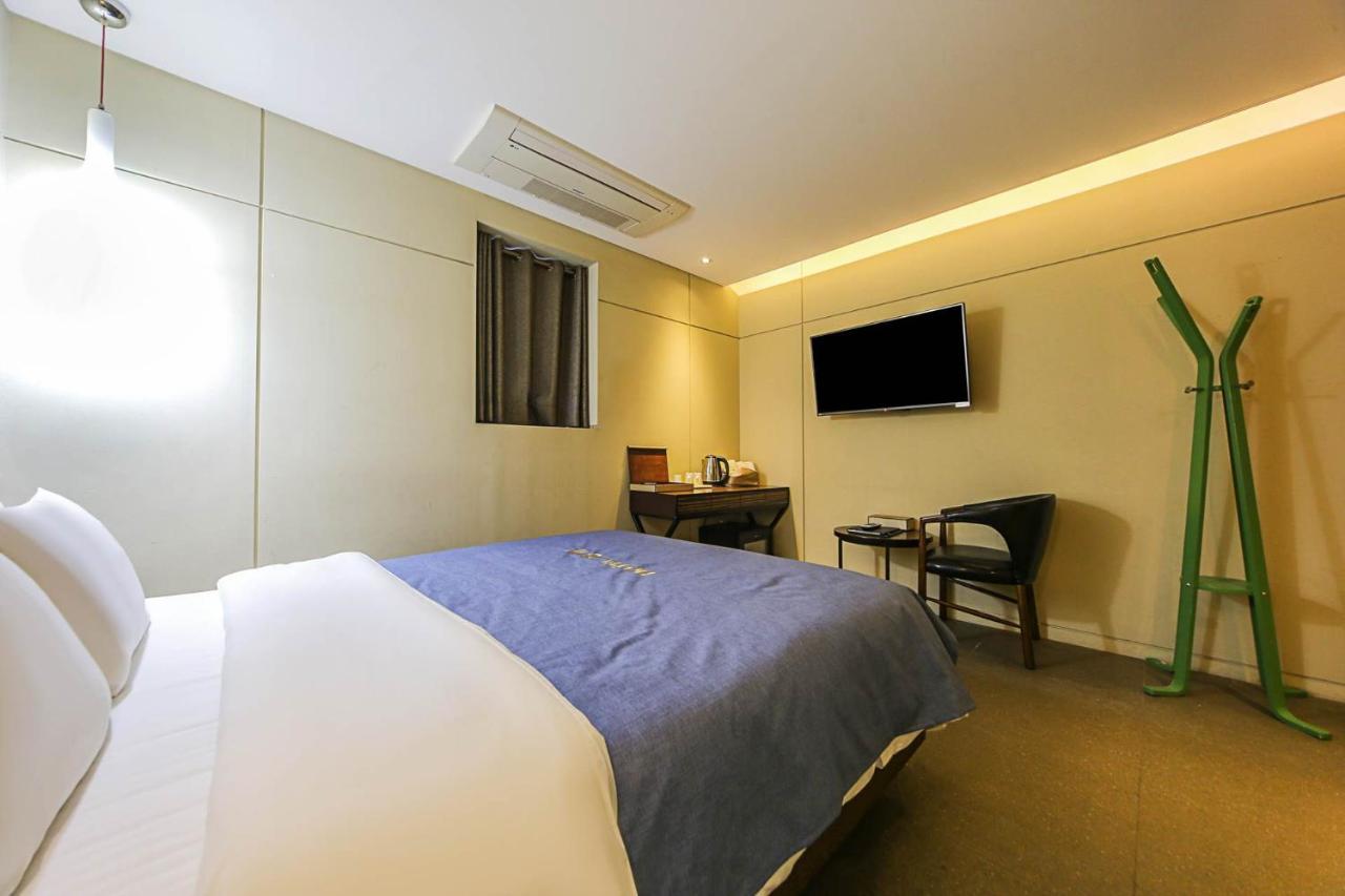 Hotel Myeongjak ชุนชอน ภายนอก รูปภาพ