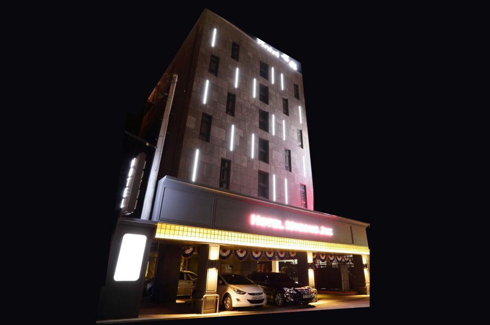 Hotel Myeongjak ชุนชอน ภายนอก รูปภาพ